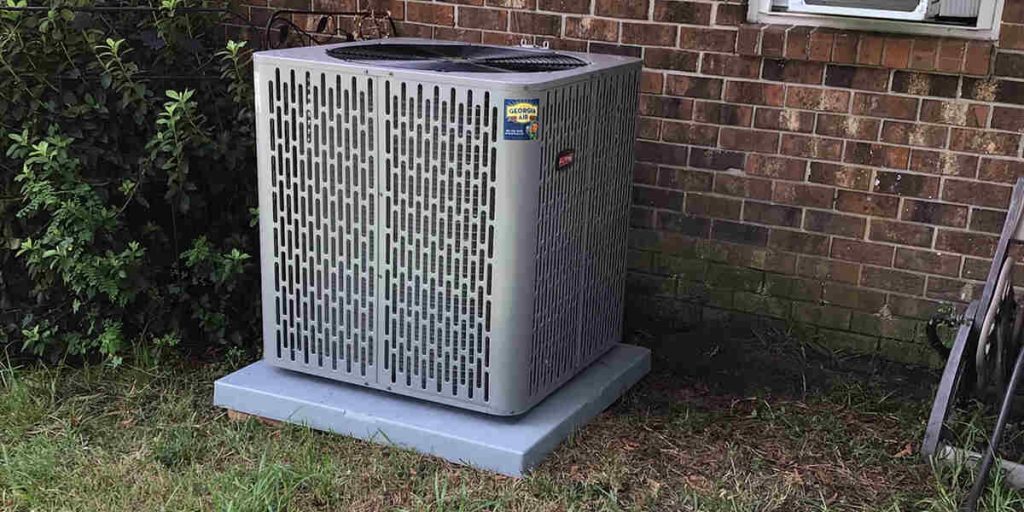 do old ac units use more electricity